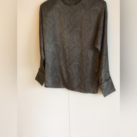 Ellen Tracy Silk Two Piece Top and Pants - Picture 11 of 15